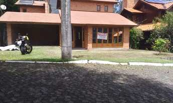 Imagem: Sobrado no Condado de Castella