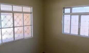 Imagem 5: Casa sozinha no lote na QNL 23