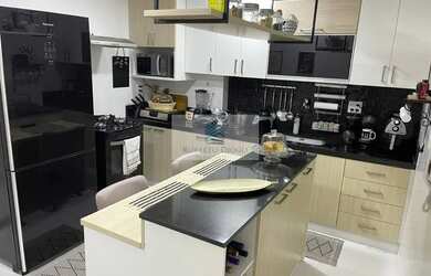 Imagem 3: NITERÓI - Apartamento Padrão - ICARAÍ