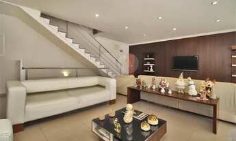 Imagem 3: Oportunidade! Lindo sobrado reformado com 3 suites, quintal e espaço para vários carros