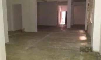 Imagem 3: Prédio 230 m2, três pisos, Centro Histórico, bom investimento para comércio ou residencia