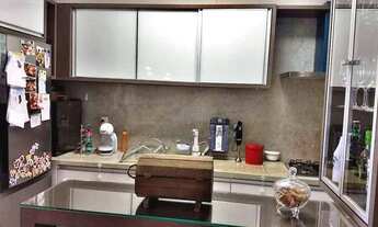 Imagem 5: Na mais bela praia da ilha, apartamento com 3 dormitórios sendo 1 suíte 3 vagas de garagem