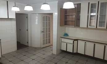 Imagem 7: Apartamento para venda tem 214 metros quadrados com 3 quartos