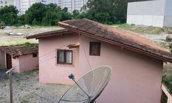 Imagem: Alugo casa em Itajaí - Água e IPTU incluso