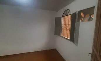 Imagem 6: Aluga-se casa R$ 450,00, incluso água e energia