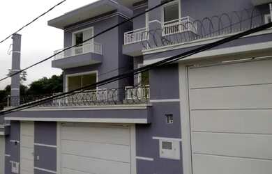 Imagem 2: Sobrado para Locação em São Paulo, Horto Florestal, 3 dormitórios, 3 suítes, 5 banheiros