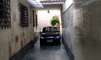 Imagem 3: Casa de rua-À VENDA-Vila Valqueire-Rio de Janeiro-RJ
