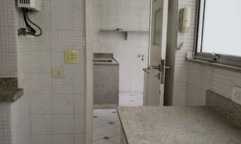 Imagem 2: Apartamento para venda tem 453 metros quadrados e vista de cartão postal!