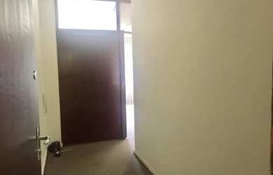 Imagem 2: SALA COMERCIAL NA PRAÇA DA ARVORE - EXCELENTE PONTO e LOCAL