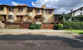 Imagem 2: Casa Sobrado a venda na divisa dos Bairros Jardim Itu e Jardim Planalto em Porto Alegre RE
