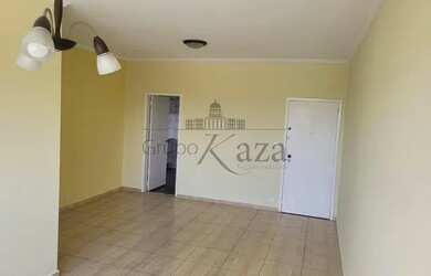 Imagem 2: Jacarei - Apartamento Padrão - Centro