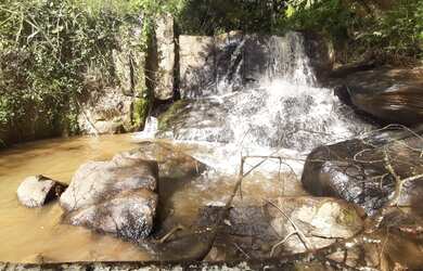 Imagem 3: Belíssimo Sítio em Mendes/RJ