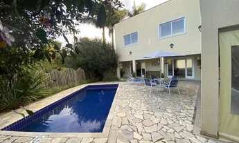 Imagem 4: Casa para aluguel e venda com 315 metros quadrados com 4 suítes