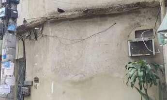 Imagem 3: Vendo prédio de 3 andares no rio das pedras