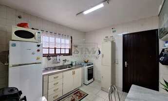 Imagem 6: Casa com 2 dormitórios à venda com 453.3m² por R$ 700.000,00 no bairro Centro - PINHAIS