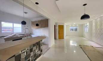 Imagem 2: Sobradão com 4 Dormitórios + Piscina e Área Gourmet [Pintado e Reformado recentemente