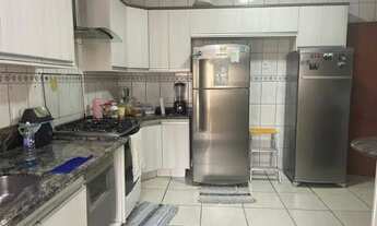 Imagem 3: 4 Quartos sendo 3 Suítes Negrão de Lima Jaó