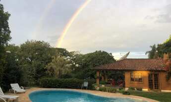 Imagem 3: Chácara de Luxo em Condomínio: 3 Quartos, 1 Suíte, 2 Salas, 2 Banheiros, 3 Vagas de Garage