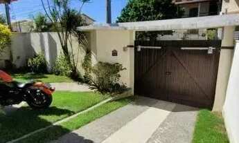 Imagem 2: Vendo magnifica casa com 5 quartos, 2 suítes e 3 vagas em Piratininga - Niterói - RJ