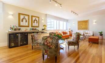 Imagem 2: Apartamento à Venda em Higienópolis - 3 Dormitórios (1 Suíte), 1 Vaga, 240m² A.U