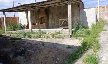 Imagem 2: Vendo casa em iguaba grande região dos lagos 2 quartos, banheiro, cozinha e quintal