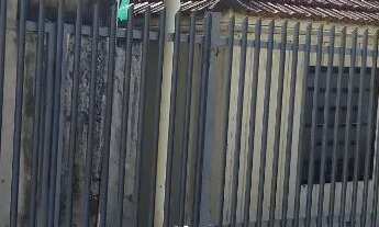 Imagem 2: Casa em terreno de 242 MTS em Avenida principal do bairro