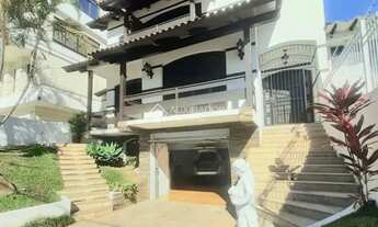 Imagem: Casa com 4 quartos no bairro Tristeza