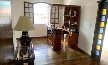 Imagem 2: Casa à venda com 210m², 4 Quartos, bairro Santa Amélia/BH