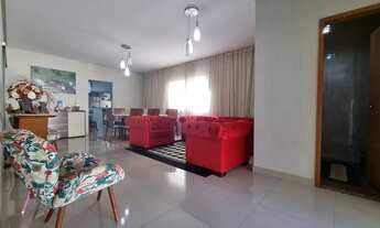 Imagem 6: Belíssima casa 4 Suítes Prox. ao Jardins Madri Casa de Rua com 4 Quarto(s) e 5 banheiro(s