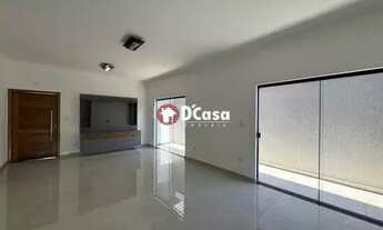 Imagem 2: Imóvel para aluguel tem 185 metros quadrados com 3 quartos em Areão - Taubaté - SP