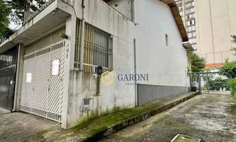 Imagem 2: Casa disponível para locação na Rua Padre Carvalho, Pinheiros