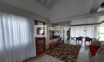 Imagem 2: Casa 4 quartos no bairro Balneário - Florianópolis