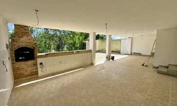 Imagem 6: Casa dentro de condomínio com 5 Quartos sendo 3 suítes à venda oportunidade