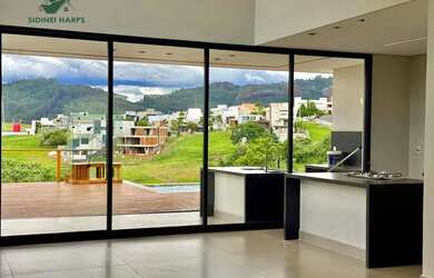 Imagem 4: Locação e Venda! Casa Nova com elevador no Condomínio Vale das Águas!