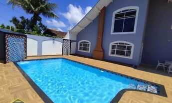 Imagem 2: Lindo Sobrado com Piscina e Espaço Gourmet com Churrasqueira a carvão!