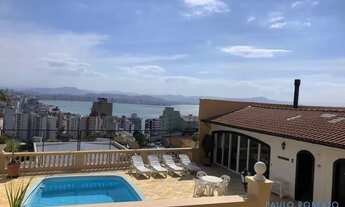 Imagem 3: CASA TÉRREA - CENTRO - SC