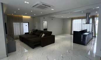 Imagem 2: Casa de Alto padrão com 3 suítes/semi Mobiliada - Condomínio Parque Mosaico Ponta Negra