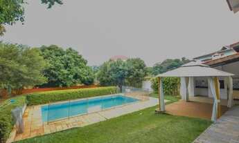 Imagem 2: Casa de Condomínio com 3 Quartos e 4 banheiros para Alugar, 275m2 por 8.900/Mês