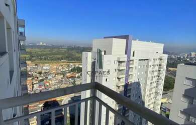 Imagem 6: Cond. Essencialle Home Club, sala ampliada, cozinha americana com armários, 2 vagas, andar