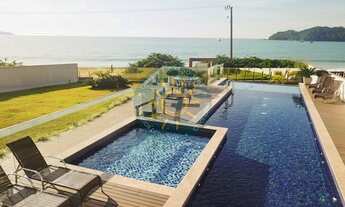 Imagem 2: Cobertura Duplex mobiliada e decorada localizada em Residencial na Beira Mar da Praia de B