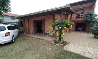 Imagem 2: Casa de 4 dormitórios à Venda - Xangri-lá