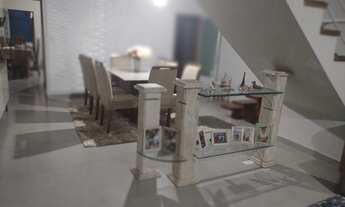 Imagem 3: Sobrado reformado com 03 quartos , ambiente com Lareira