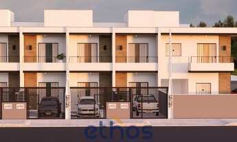 Imagem: Sobrado à venda no bairro Jardim Iririú