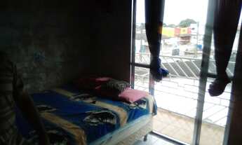 Imagem 6: Casa de 3 pisos na Av. Lopo de Castro, px. a Caixa Econômica