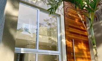 Imagem 4: Casa recém-construída no Alphaville litoral norte!