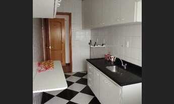 Imagem 2: Apartamento para aluguel e venda possui 80 metros quadrados com 2 quartos