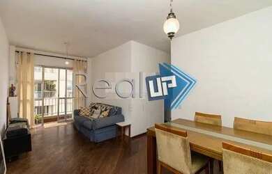 Imagem 3: Apartamento sala ampla, 3 quartos com suíte, dependência de empregada, 2 vagas na escritur