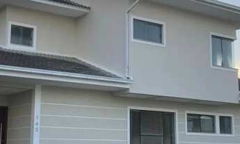 Imagem: Casa próximo ao lado na Pedra Branca