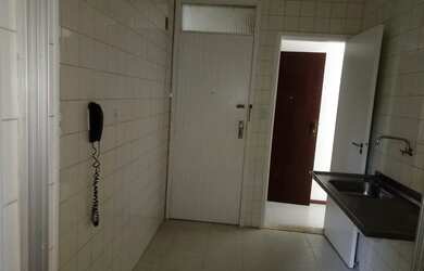 Imagem 6: Apartamento para aluguel tem 64 metros quadrados com 2 quartos em Chame-Chame - Salvador