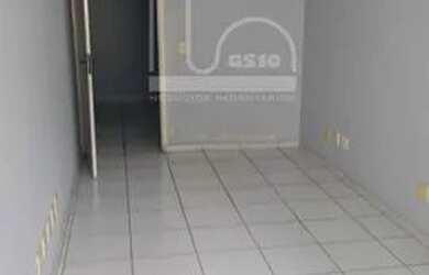 Imagem 6: Casa para aluguel e venda com 405 metros quadrados com 13 quartos